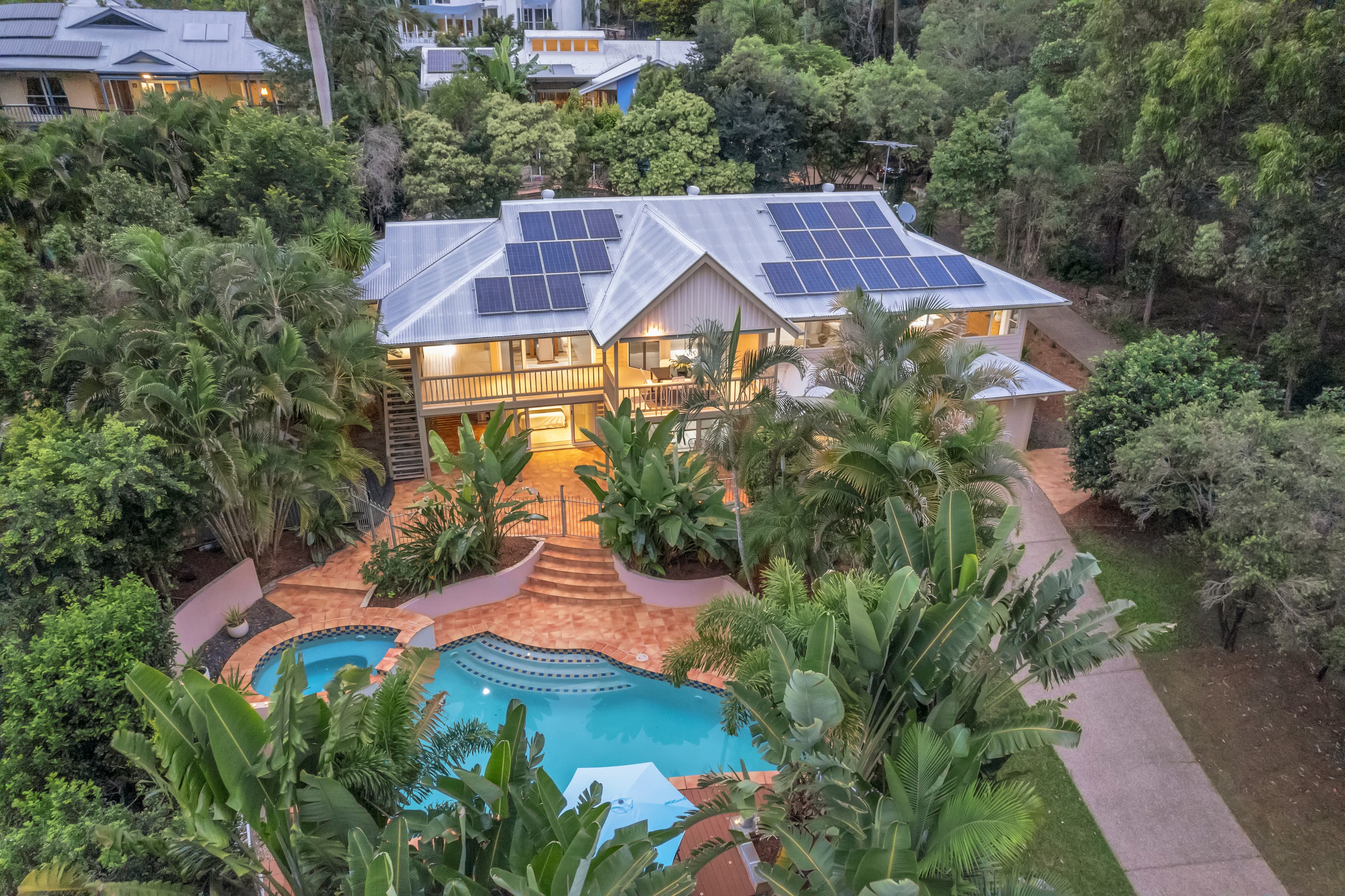 12 Mirreh Place, Chapel Hill - Image 1