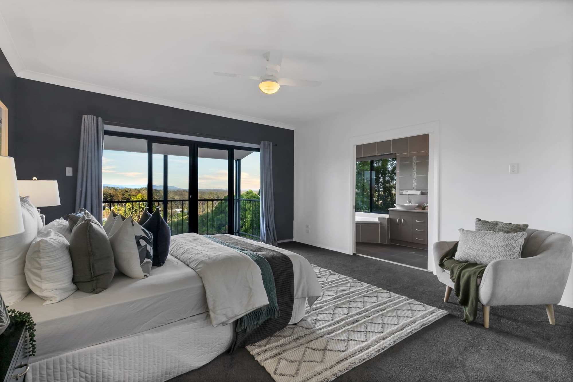 98 Gibson Crescent, Bellbowrie - Thumbnail 6
