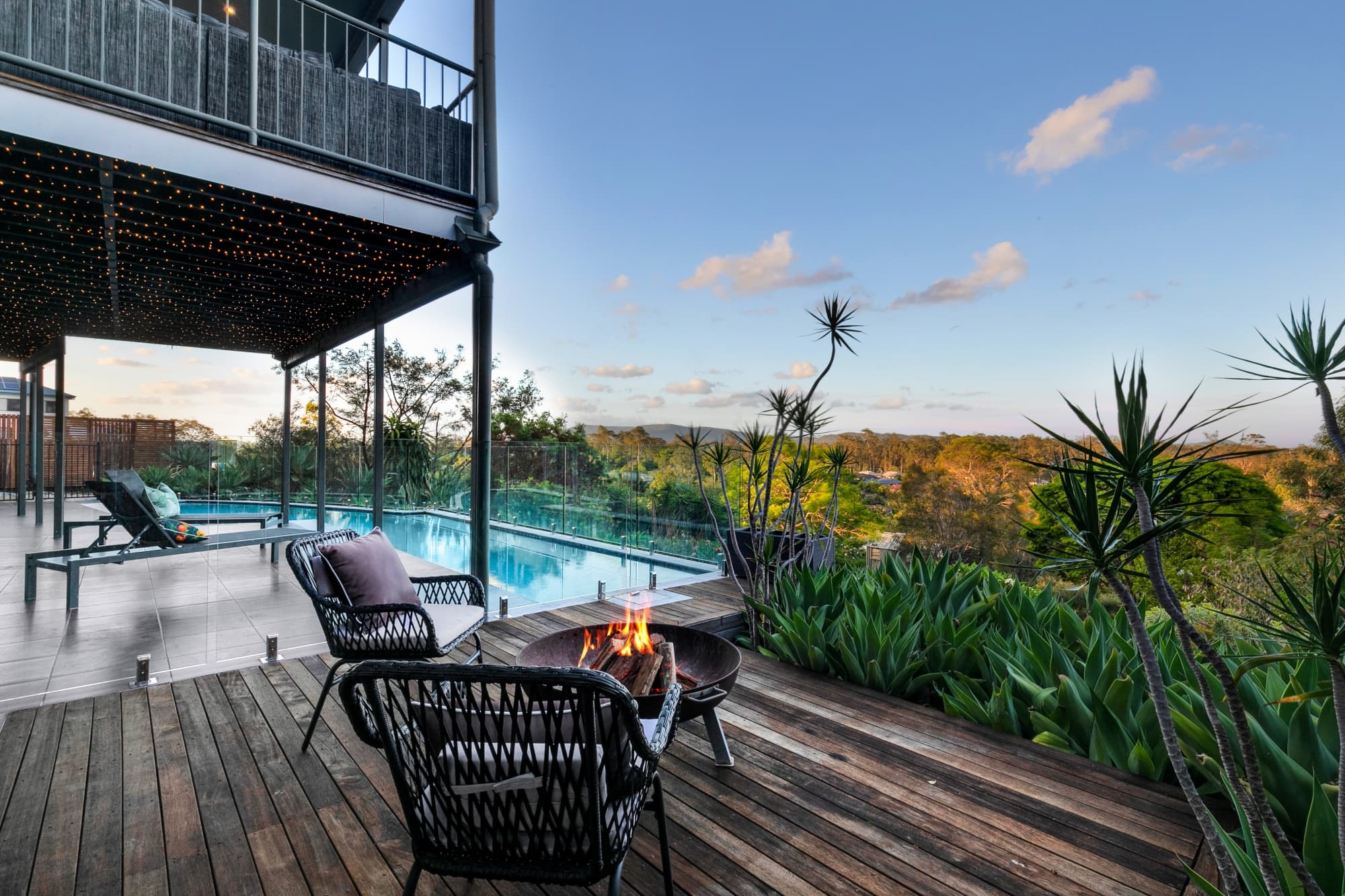 98 Gibson Crescent, Bellbowrie - Thumbnail 2