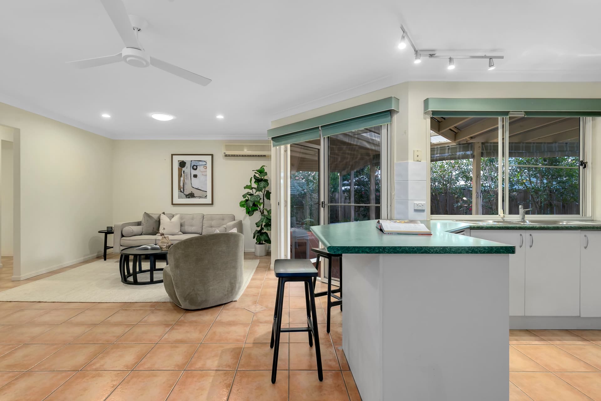 3 Summerfield Place, Kenmore - Thumbnail 7