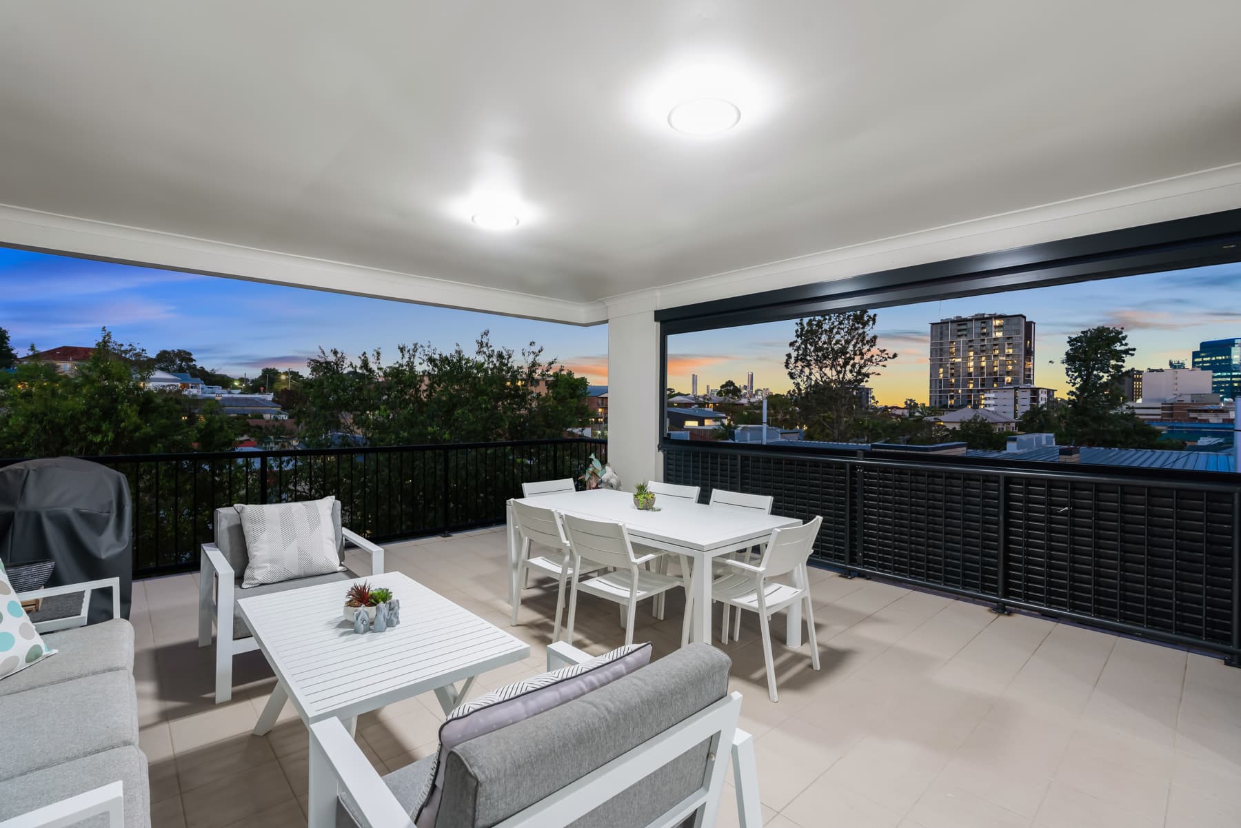 12/101 Sherwood Road, Toowong - Image 1