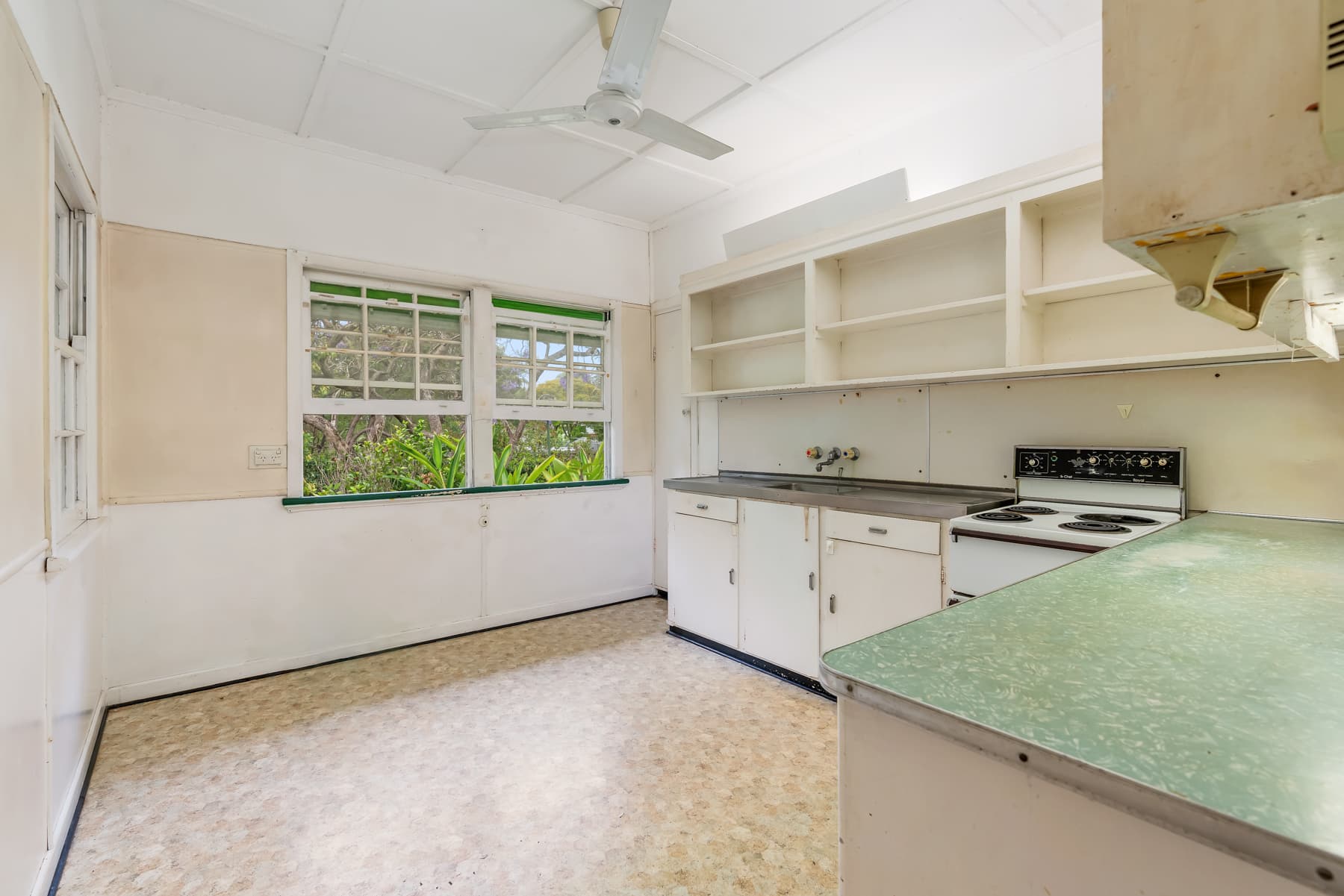 109 Highland Terrace, St Lucia - Thumbnail 8