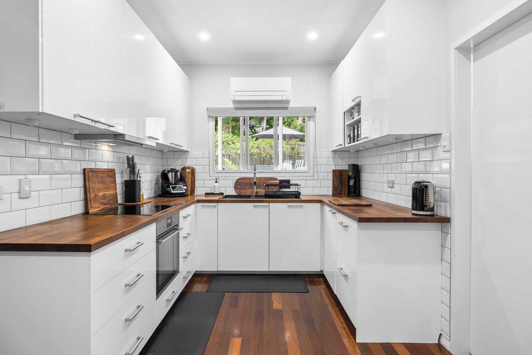 284 Payne Road, The Gap - Thumbnail 4