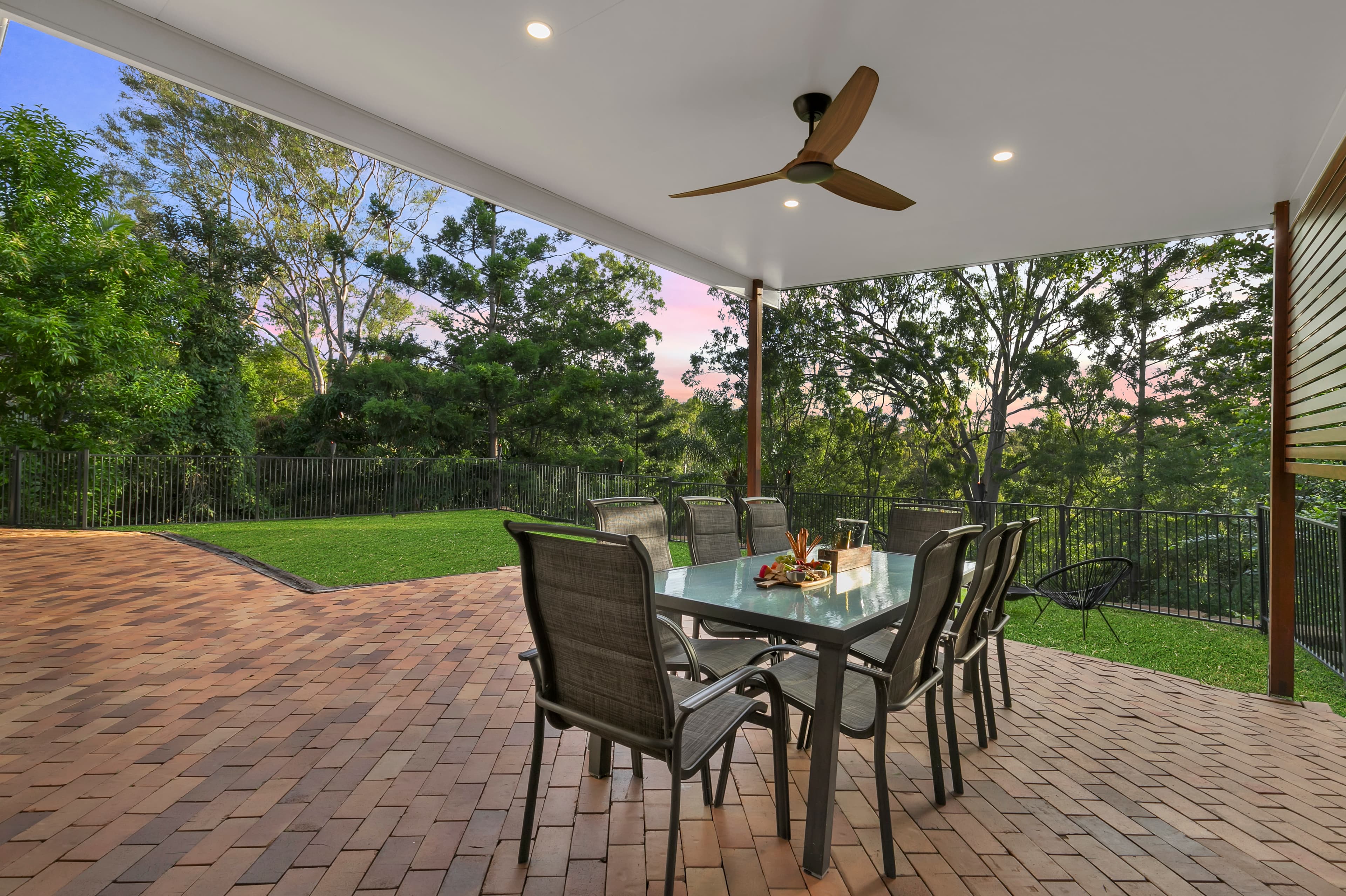 24 Rowena Street, Kenmore - Thumbnail 3