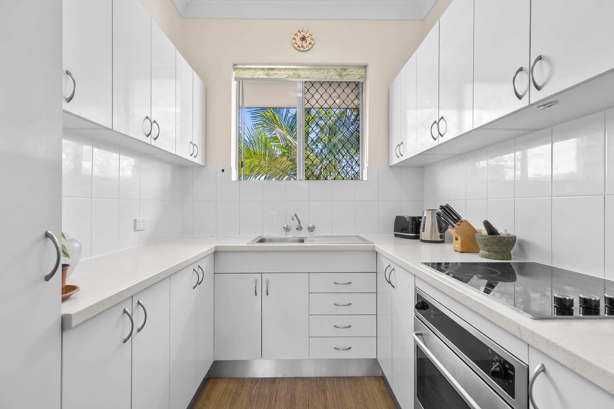 8/31 Bayliss Street, Toowong - Thumbnail 6