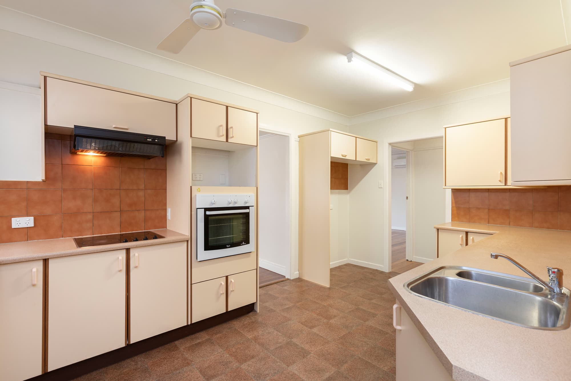 100 Ward Street, Indooroopilly - Thumbnail 5
