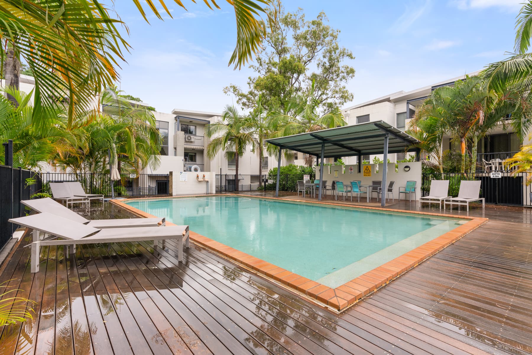 17/7 Landsborough Te..., Toowong - Thumbnail 2