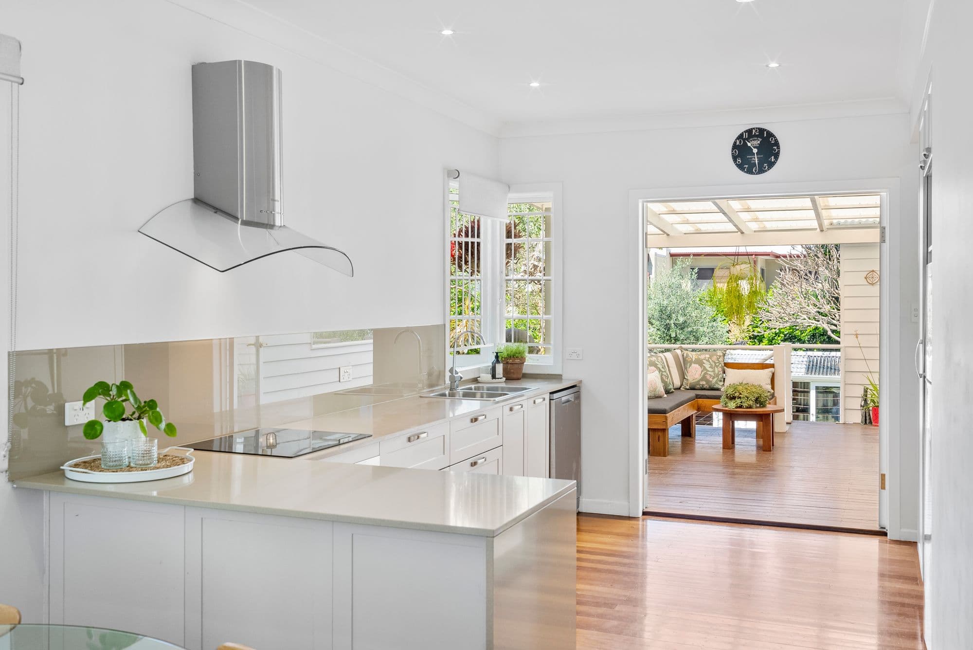 57 Rennie Street, Indooroopilly - Thumbnail 5