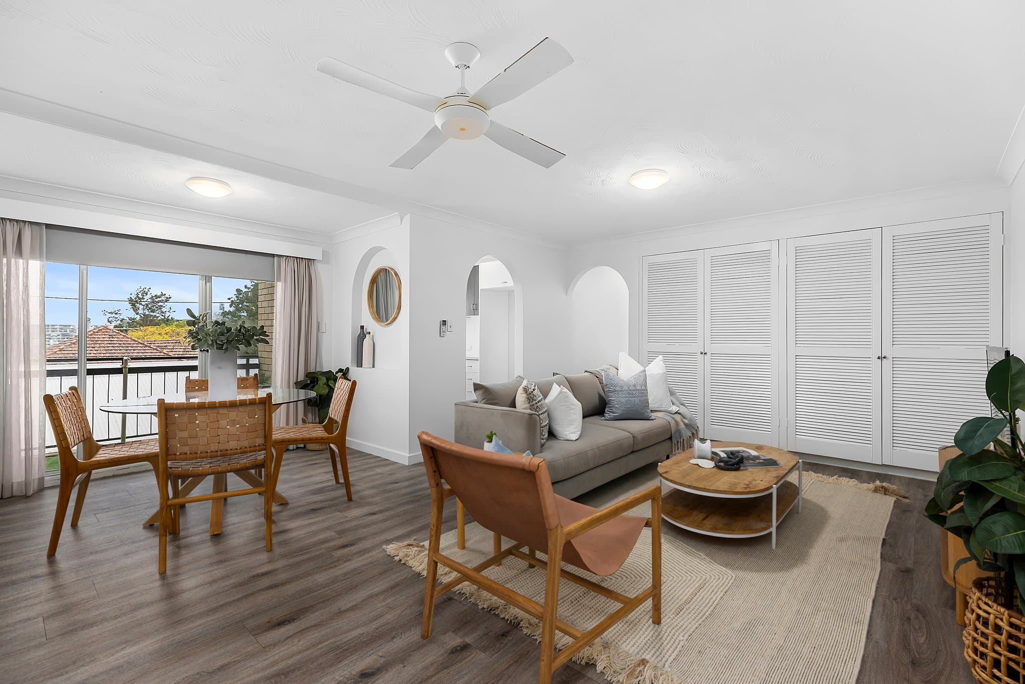 2/19 Augustus Street, Toowong - Image 1