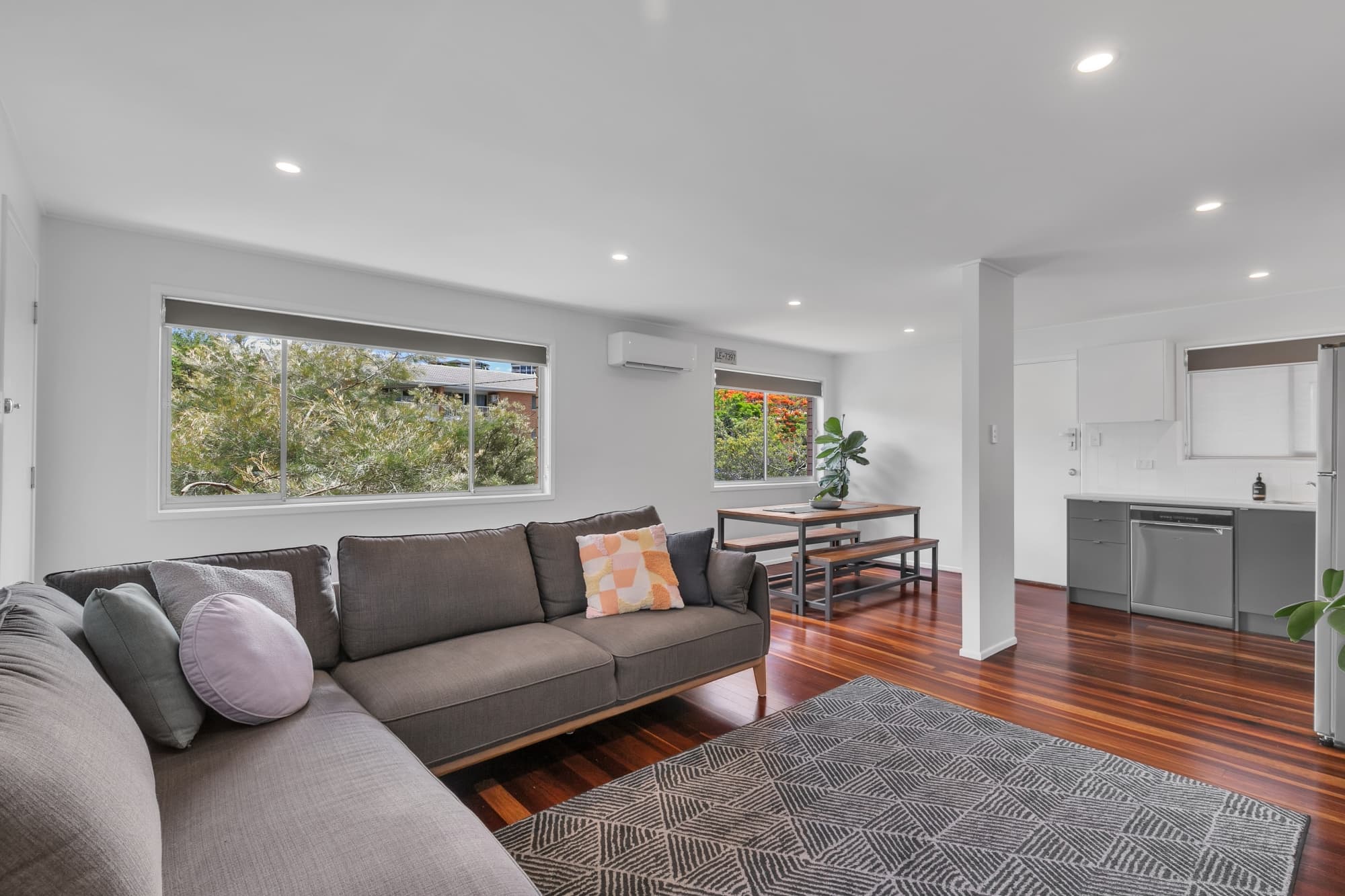 1/13 Westerham Stree..., Taringa - Image 1