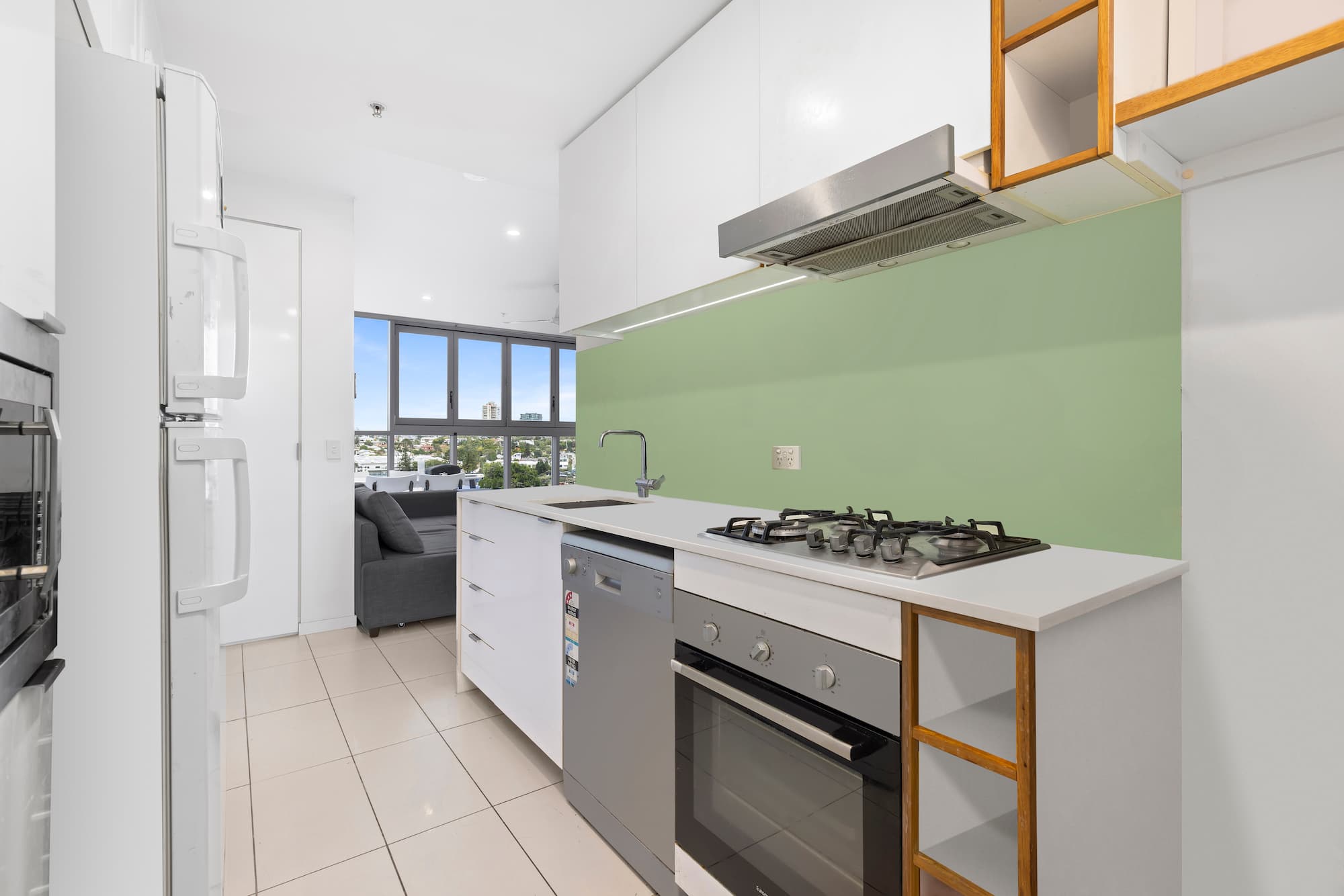 1003/66 Manning Stre..., South Brisbane - Thumbnail 3