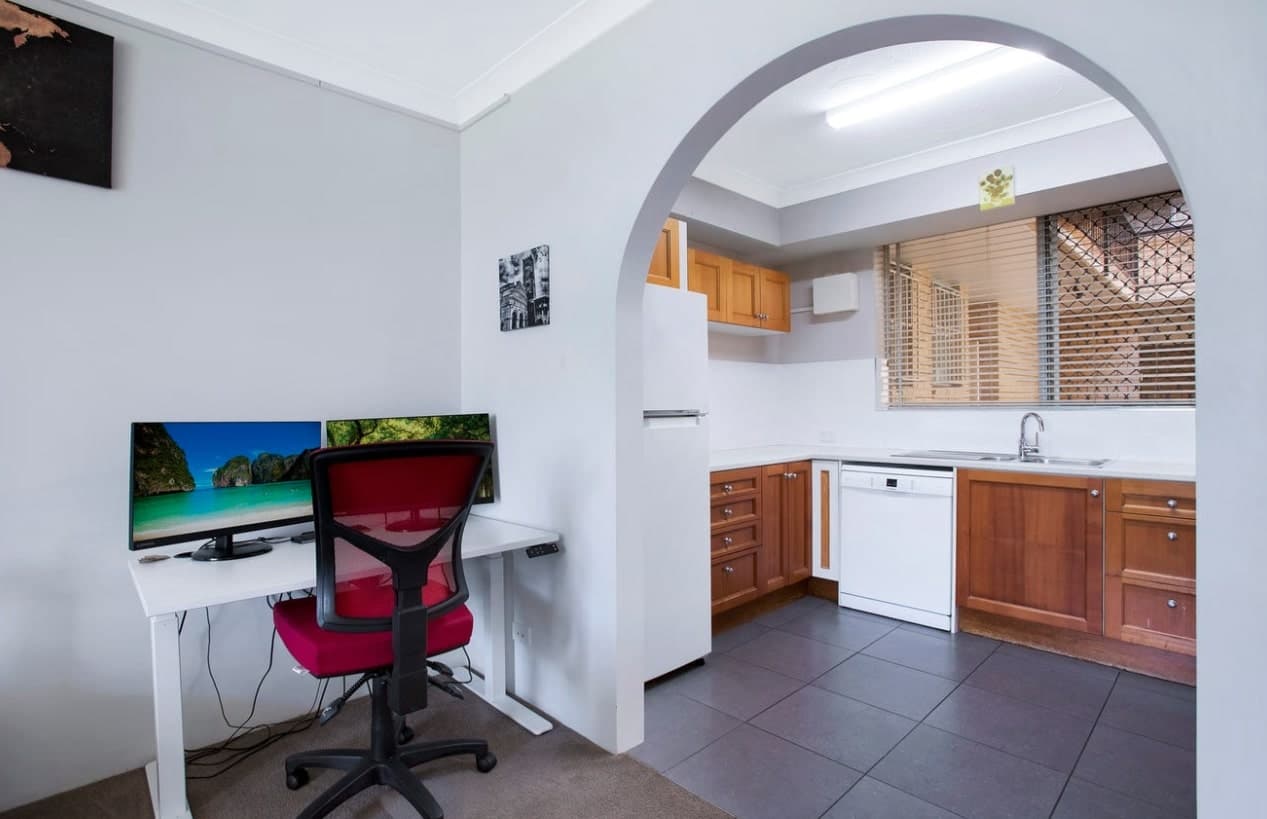 2/52 Sisley Street, St Lucia - Thumbnail 5