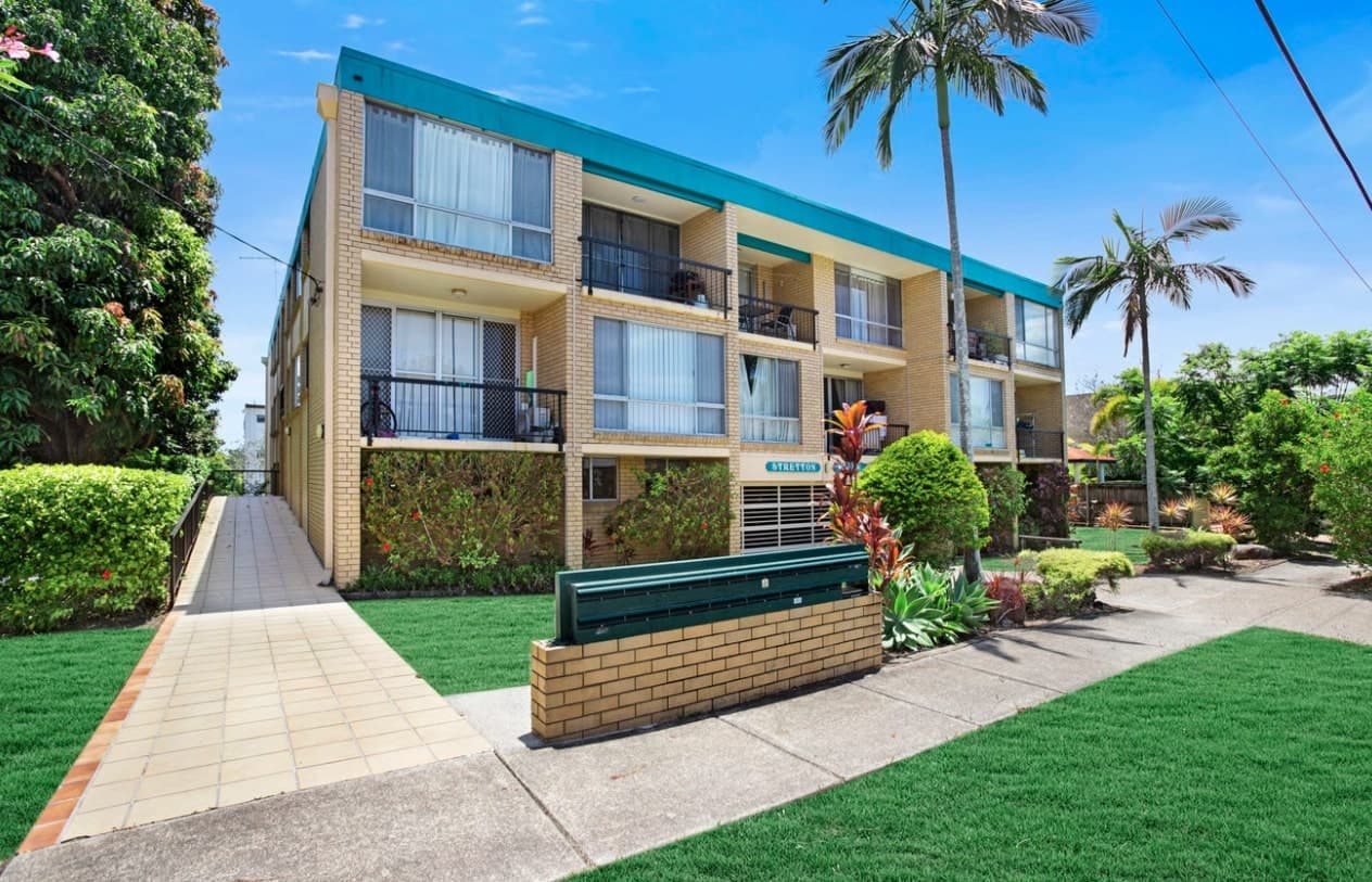 2/52 Sisley Street, St Lucia - Image 1