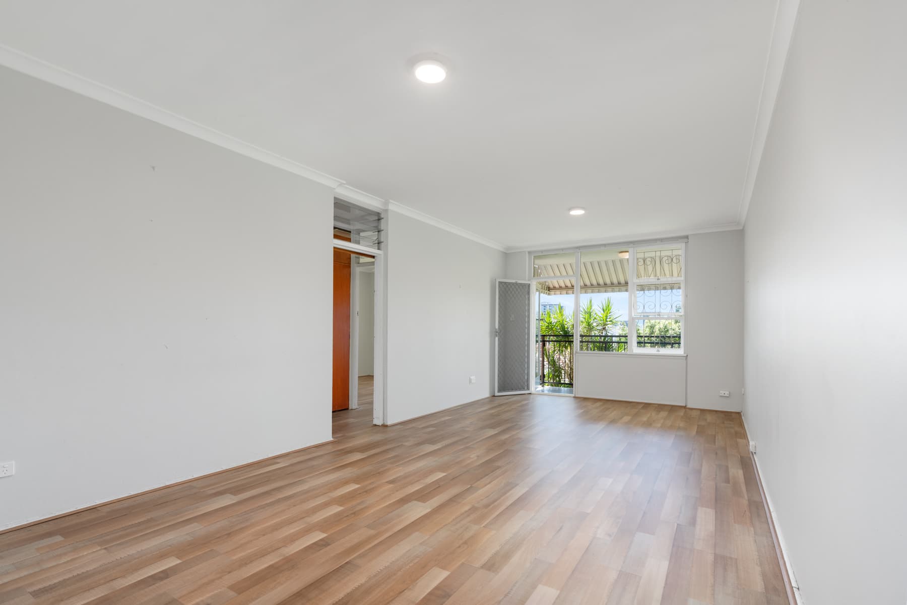 10/16 Dovercourt Roa..., Toowong - Thumbnail 2