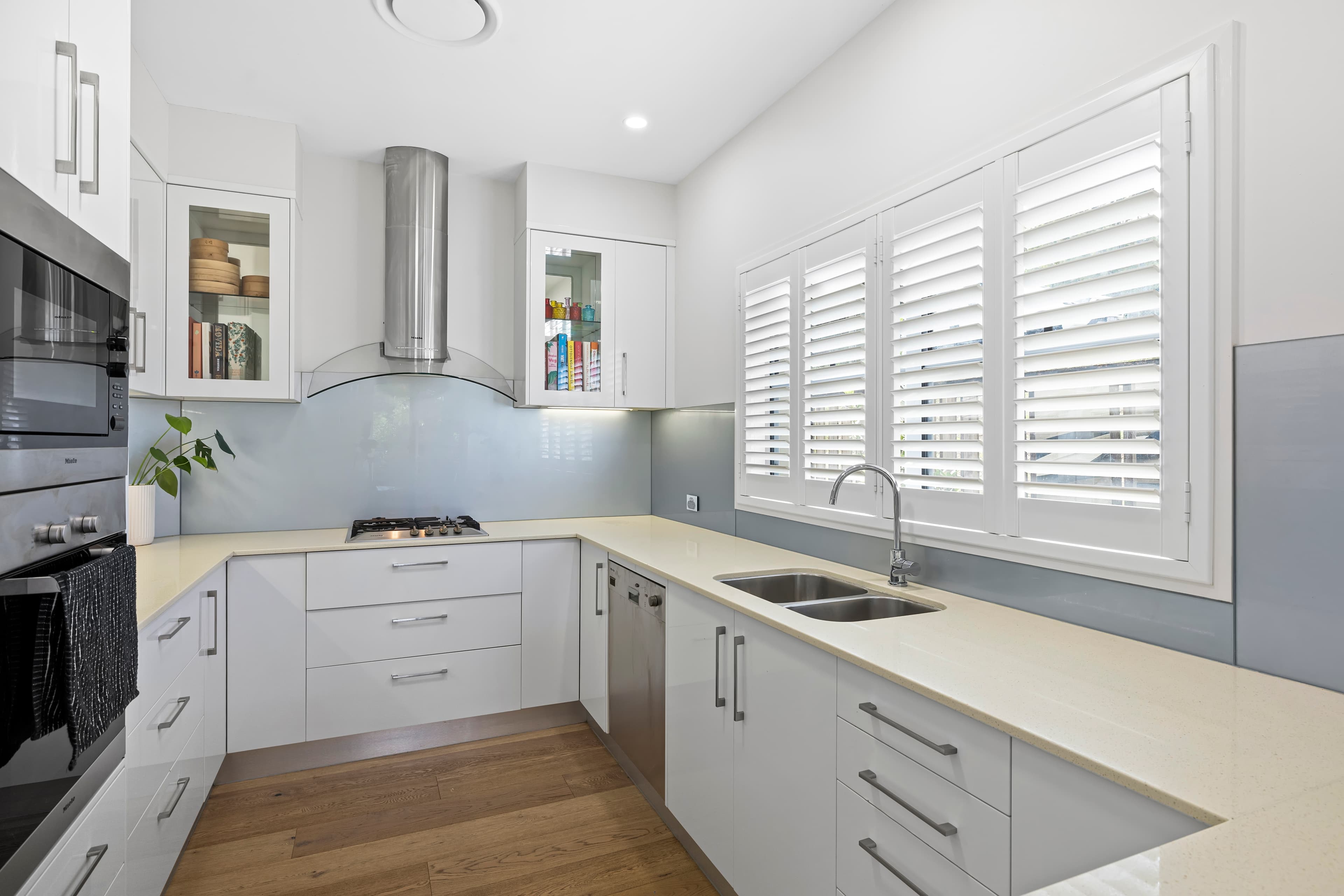 13/111 Elizabeth Str..., Toowong - Thumbnail 3