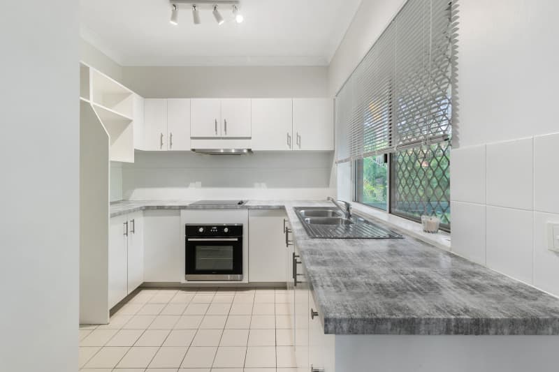17/15 Whitmore Stree..., Taringa - Thumbnail 3