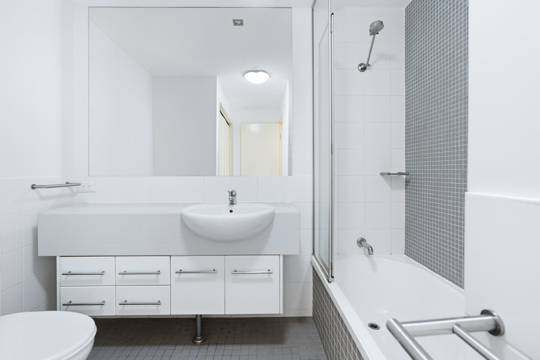 44/2 Campbell Street, Toowong - Thumbnail 8