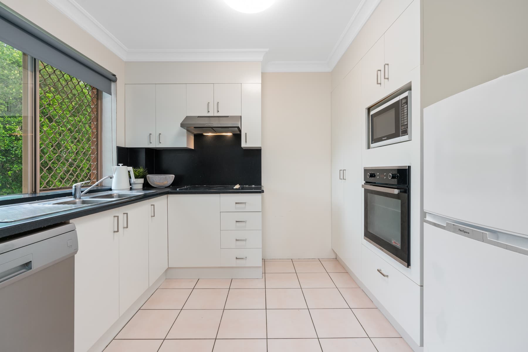 7/35 Maryvale Street, Toowong - Thumbnail 4