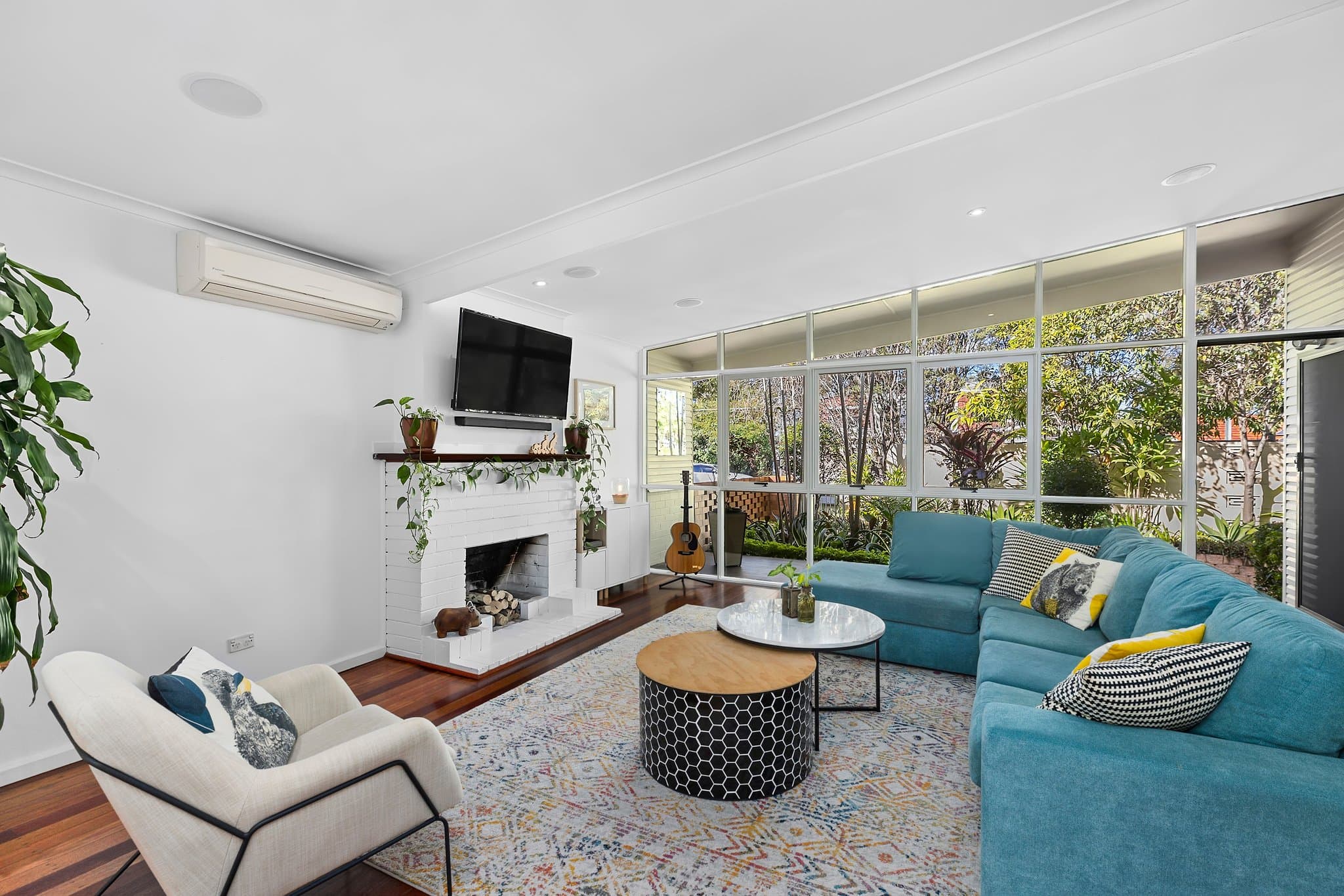 17 Kenmore Road, Kenmore - Thumbnail 2