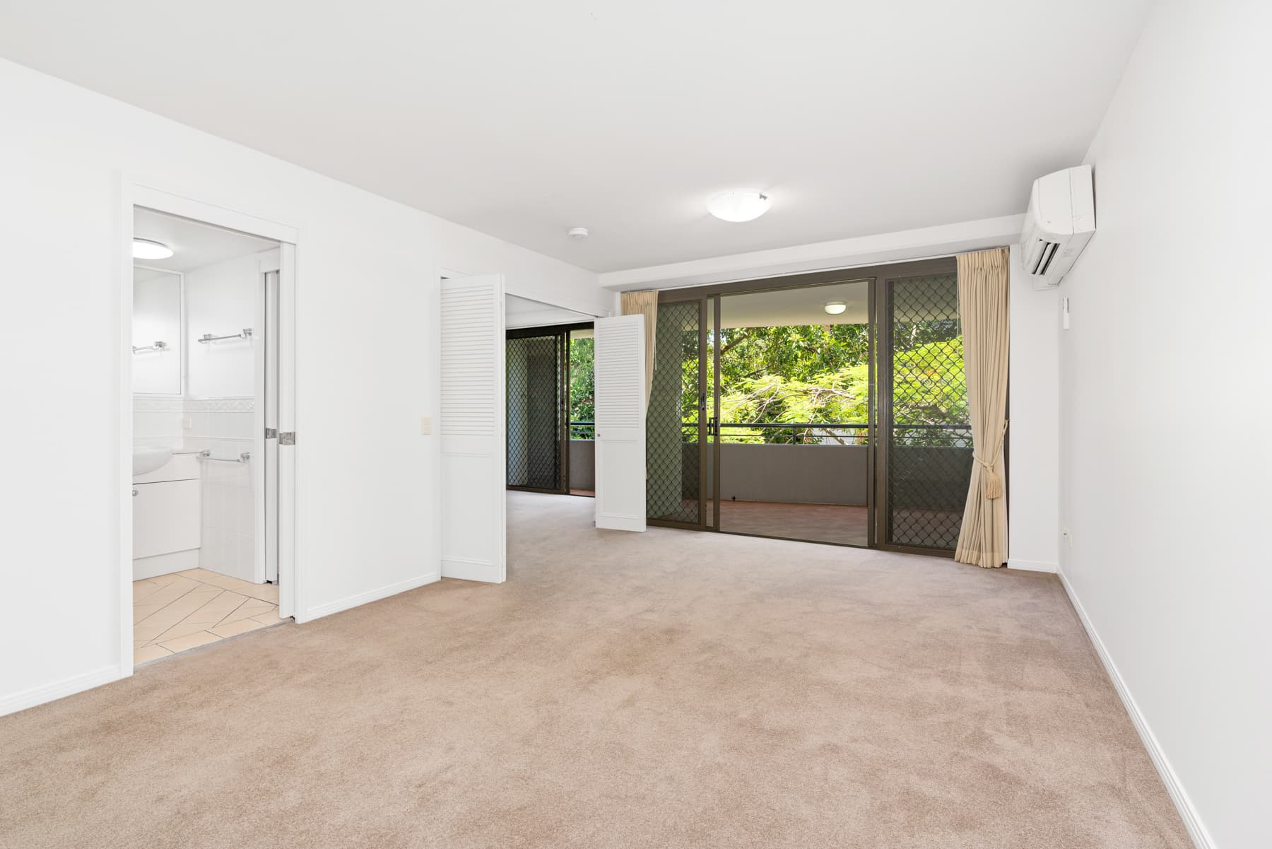 15/9 Chasely Street, Auchenflower - Image 1