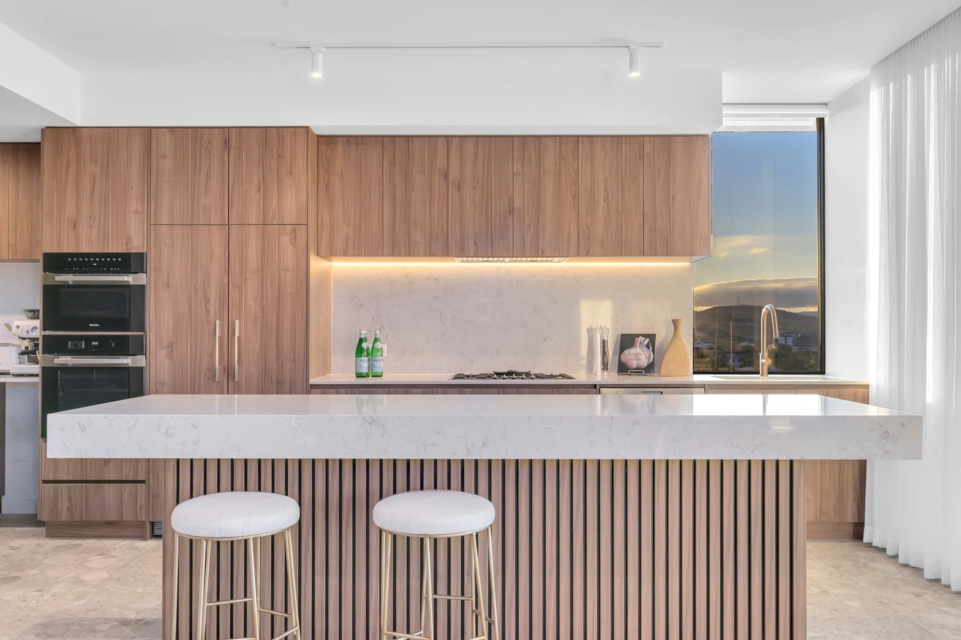 402/11 Carlton Stree..., Highgate Hill - Thumbnail 8