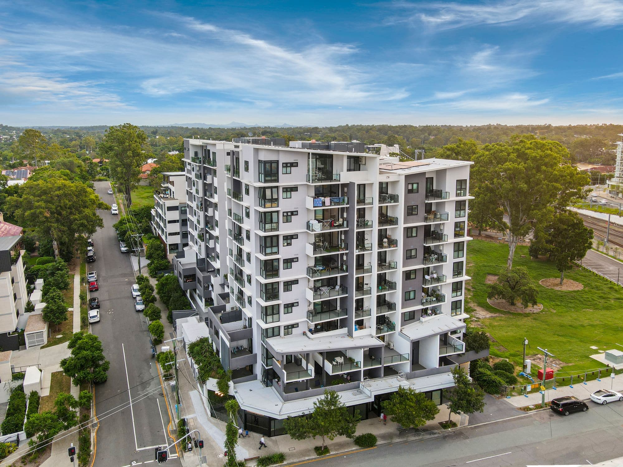 298/181 Clarence Roa..., Indooroopilly - Thumbnail 3