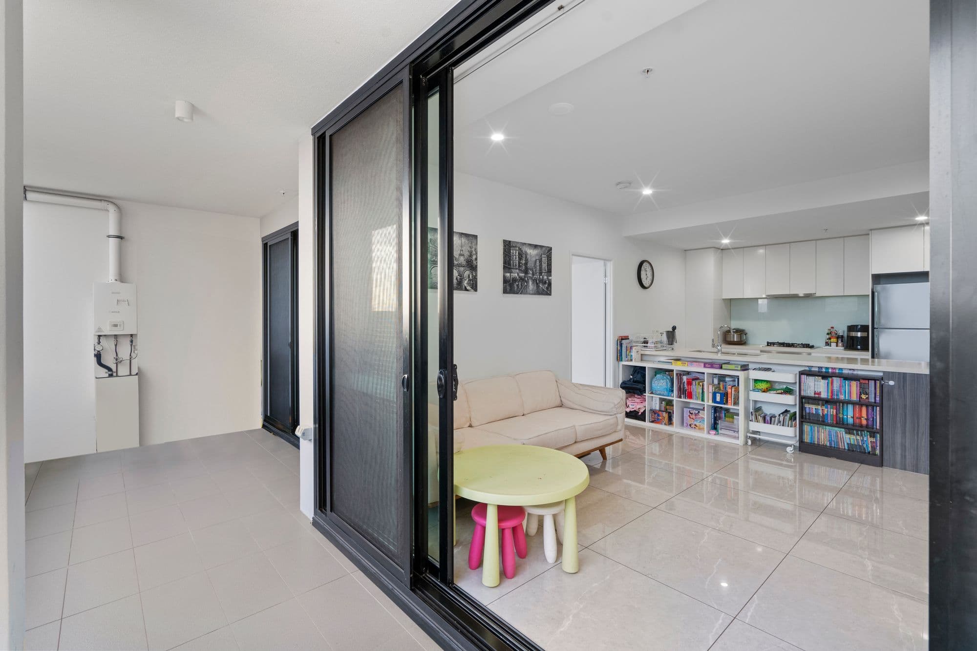 298/181 Clarence Roa..., Indooroopilly - Thumbnail 7