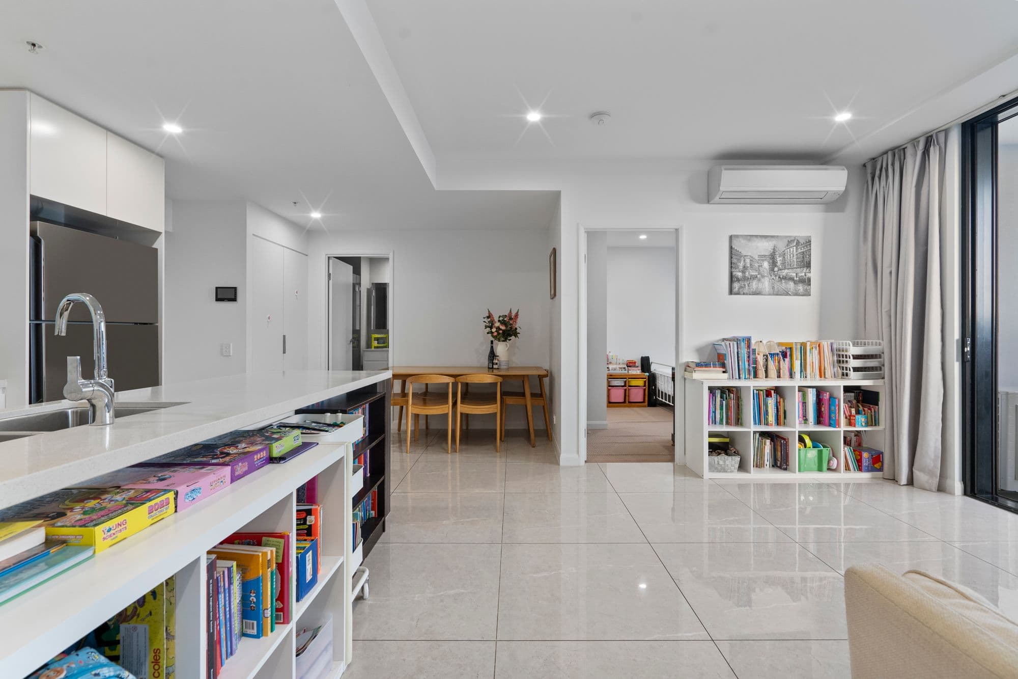 298/181 Clarence Roa..., Indooroopilly - Thumbnail 8
