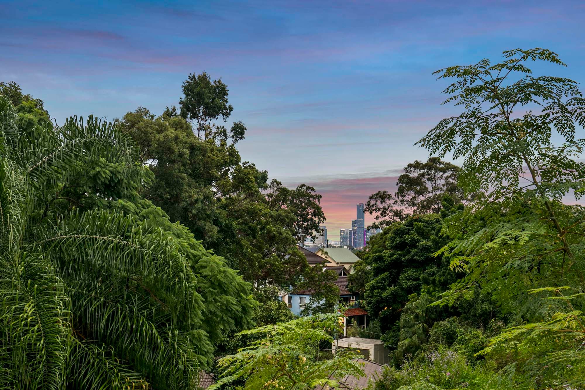 16 Seventh Avenue, St Lucia - Thumbnail 2