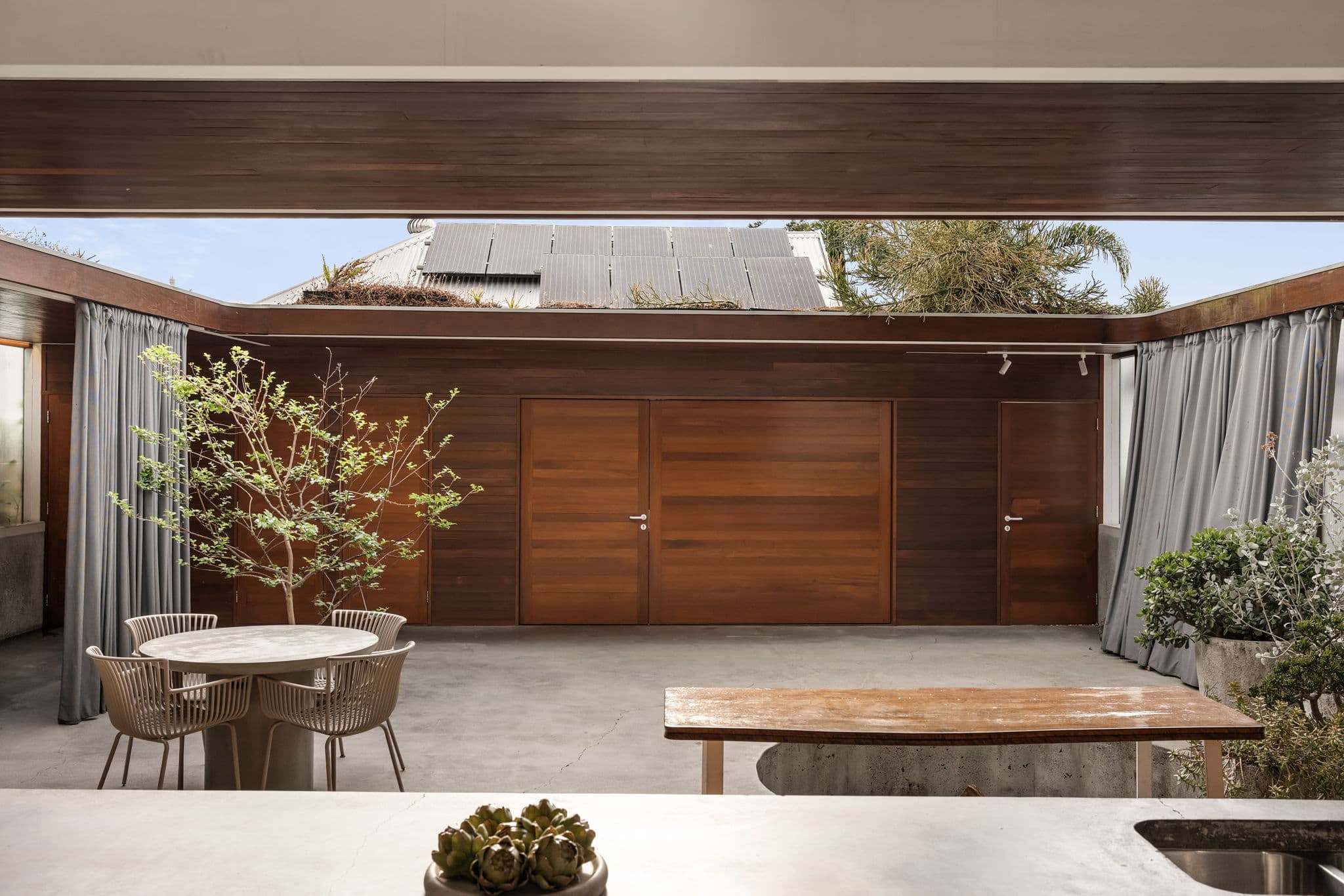 16 Lodge Street, Toowong - Thumbnail 3