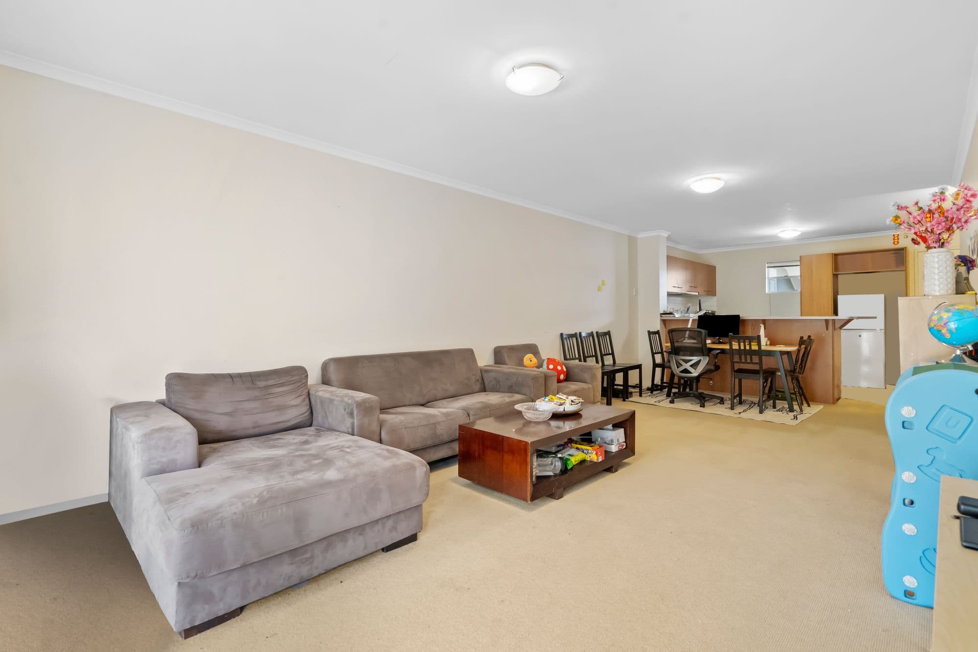 17/38 Vincent Street, Indooroopilly - Thumbnail 4