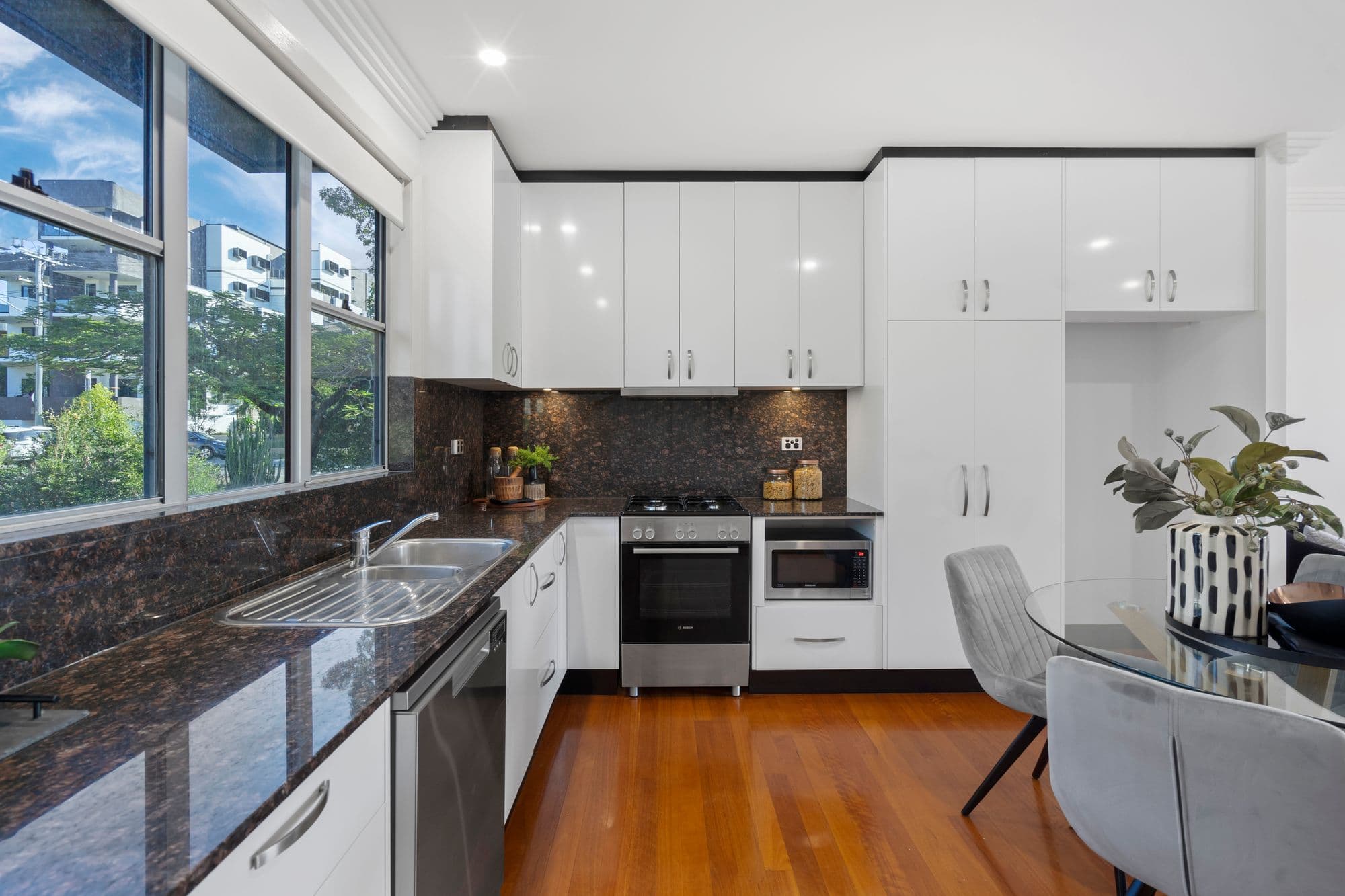 3 Cecil Street, Indooroopilly - Thumbnail 4
