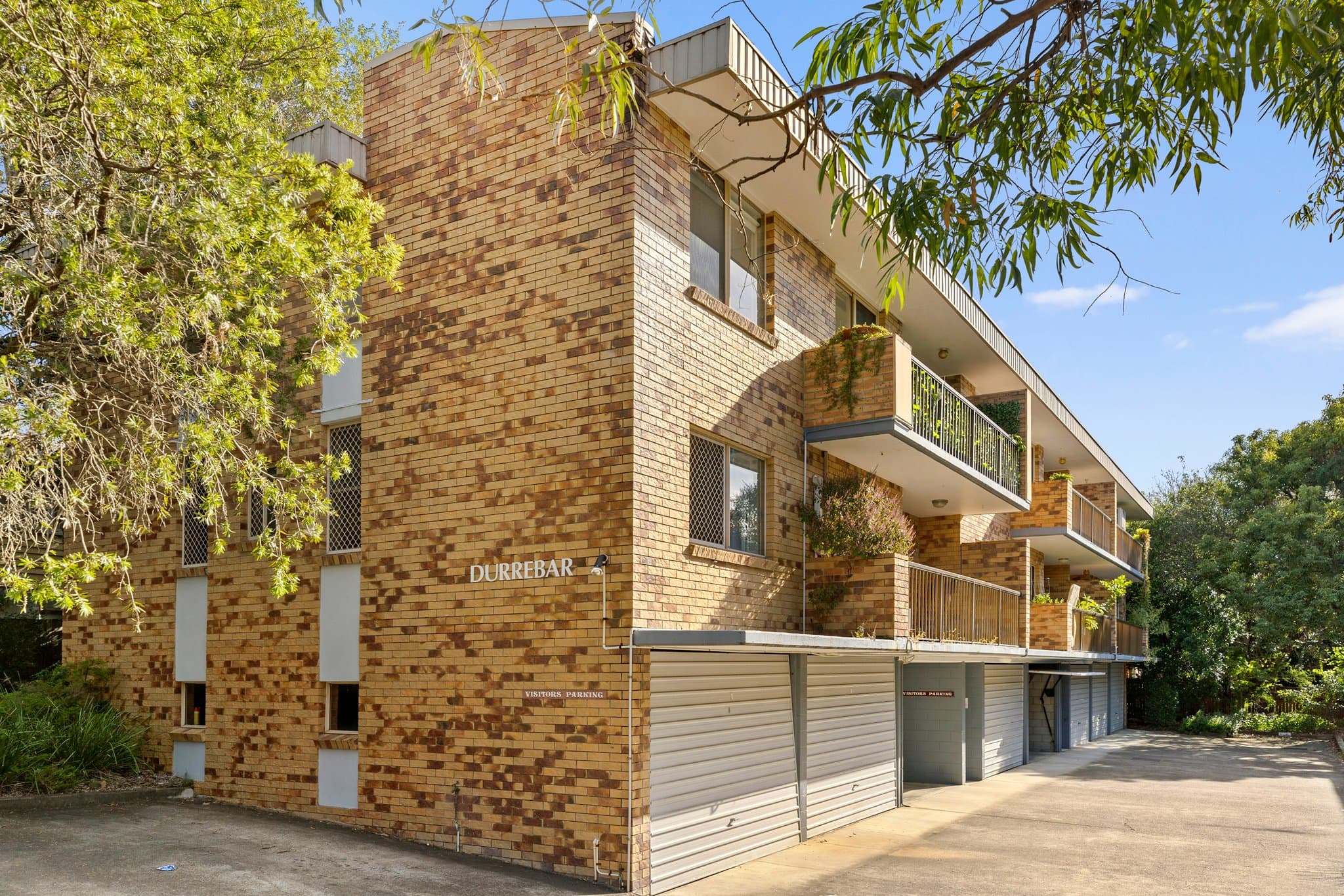 4/99 Indooroopilly R..., Taringa - Image 1