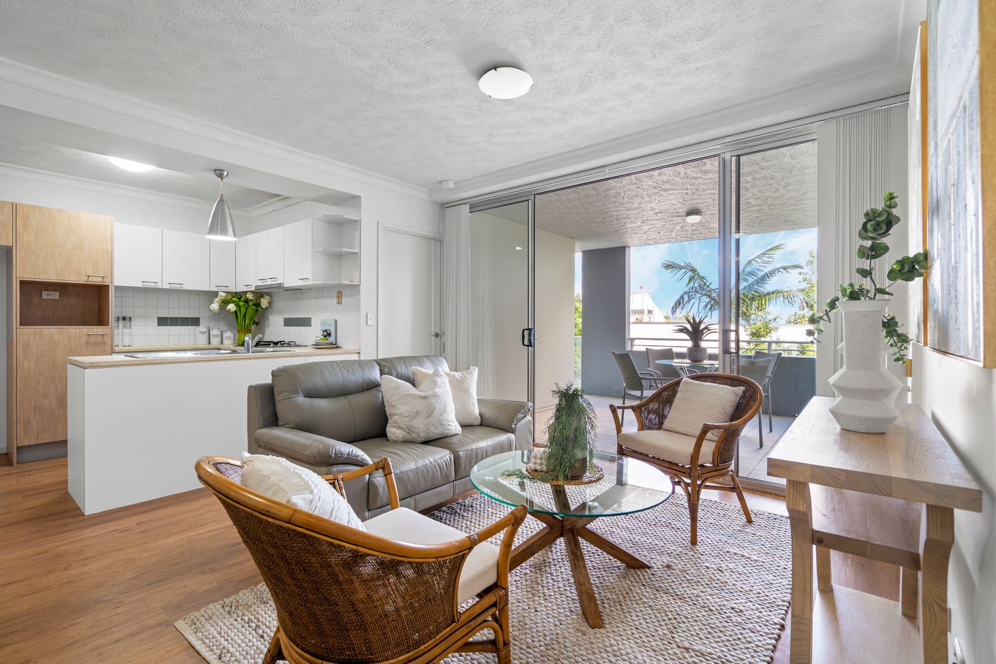 7/16 Grosvenor Road, Indooroopilly - Image 1