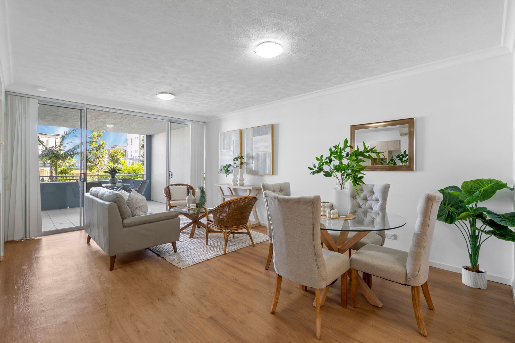 7/16 Grosvenor Road, Indooroopilly - Thumbnail 2