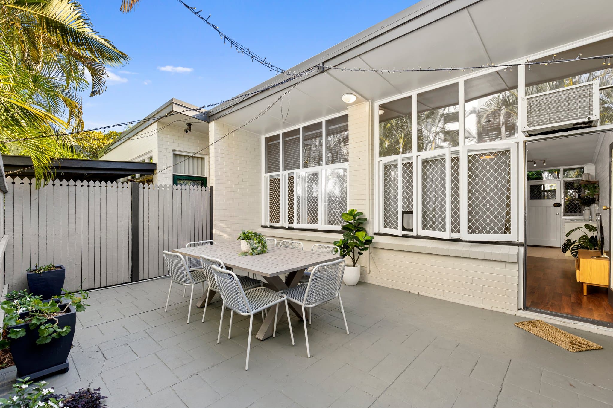 4/76 Alpha Street, Taringa - Image 1