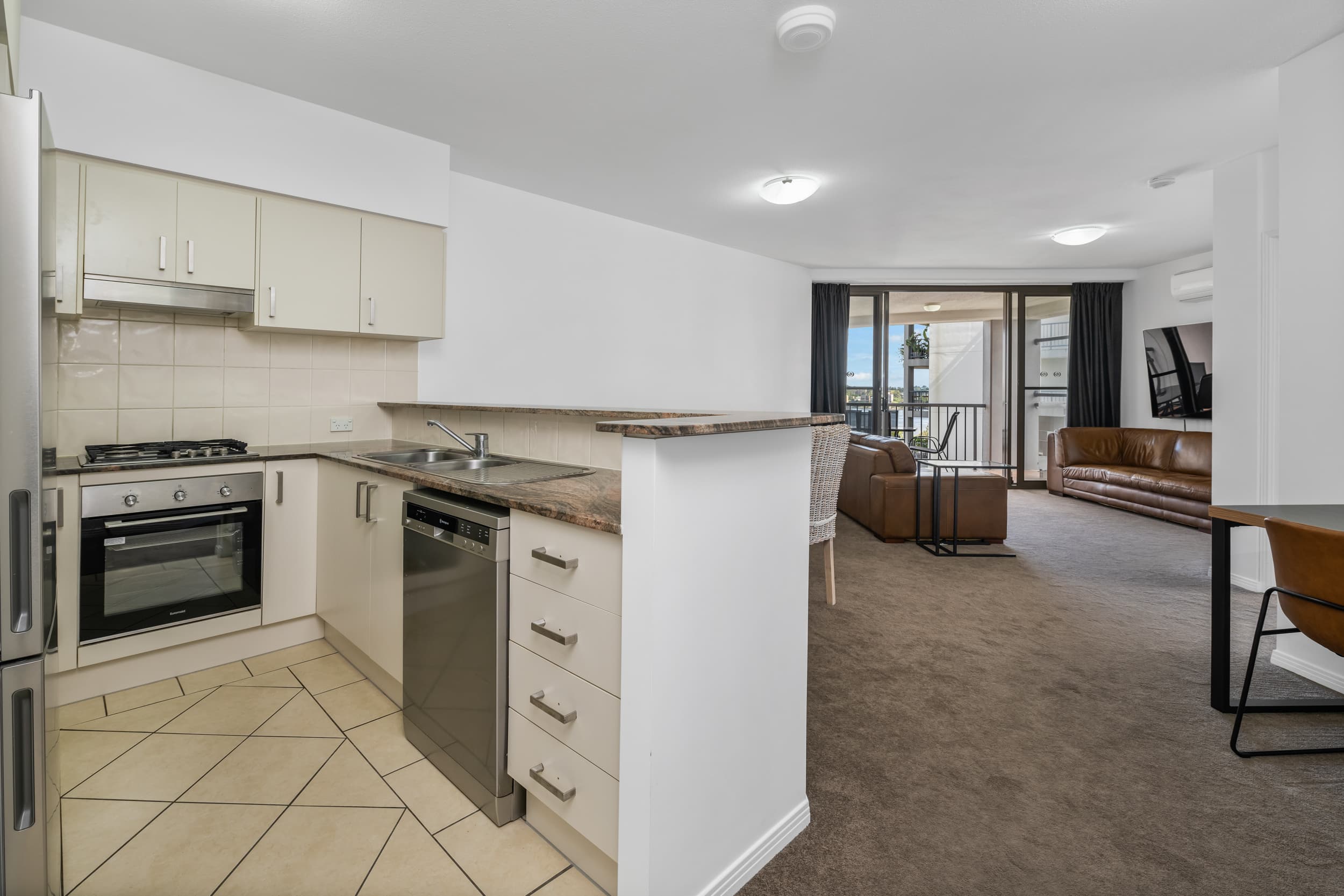 56/9 Chasely Street, Auchenflower - Thumbnail 3
