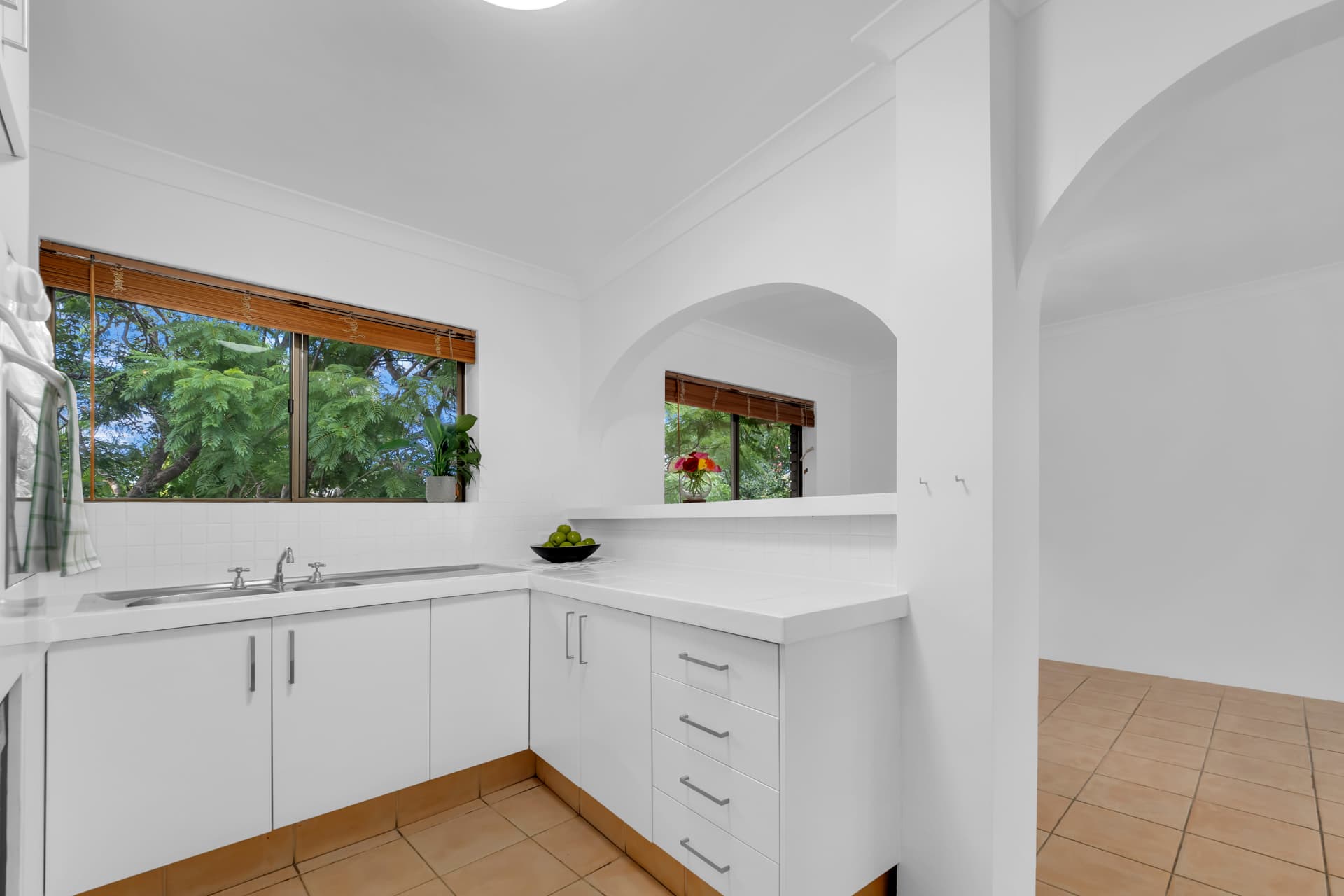 4/8 Shirley Street, Indooroopilly - Thumbnail 5