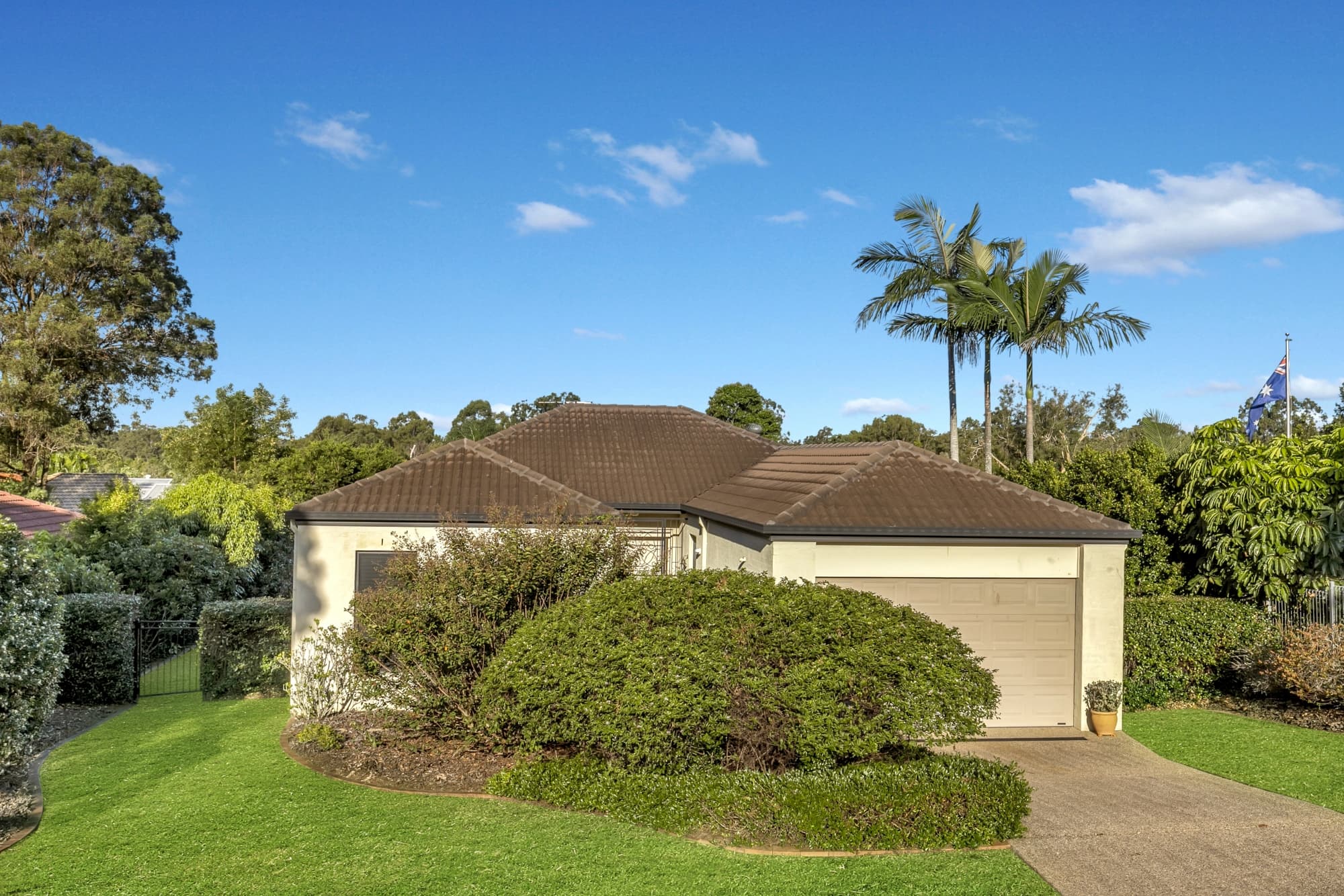 72 Ghost Gum Street, Bellbowrie - Thumbnail 2