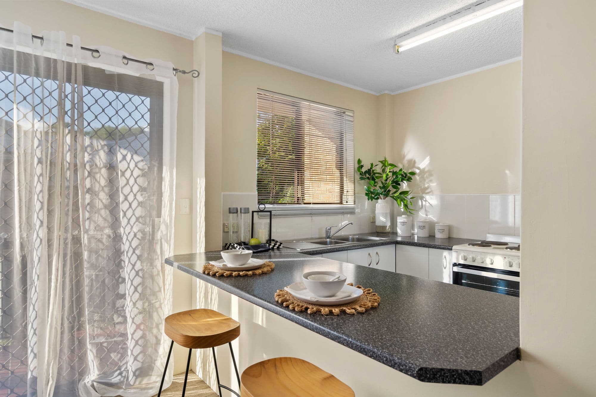 2/55 Central Avenue, Indooroopilly - Thumbnail 4
