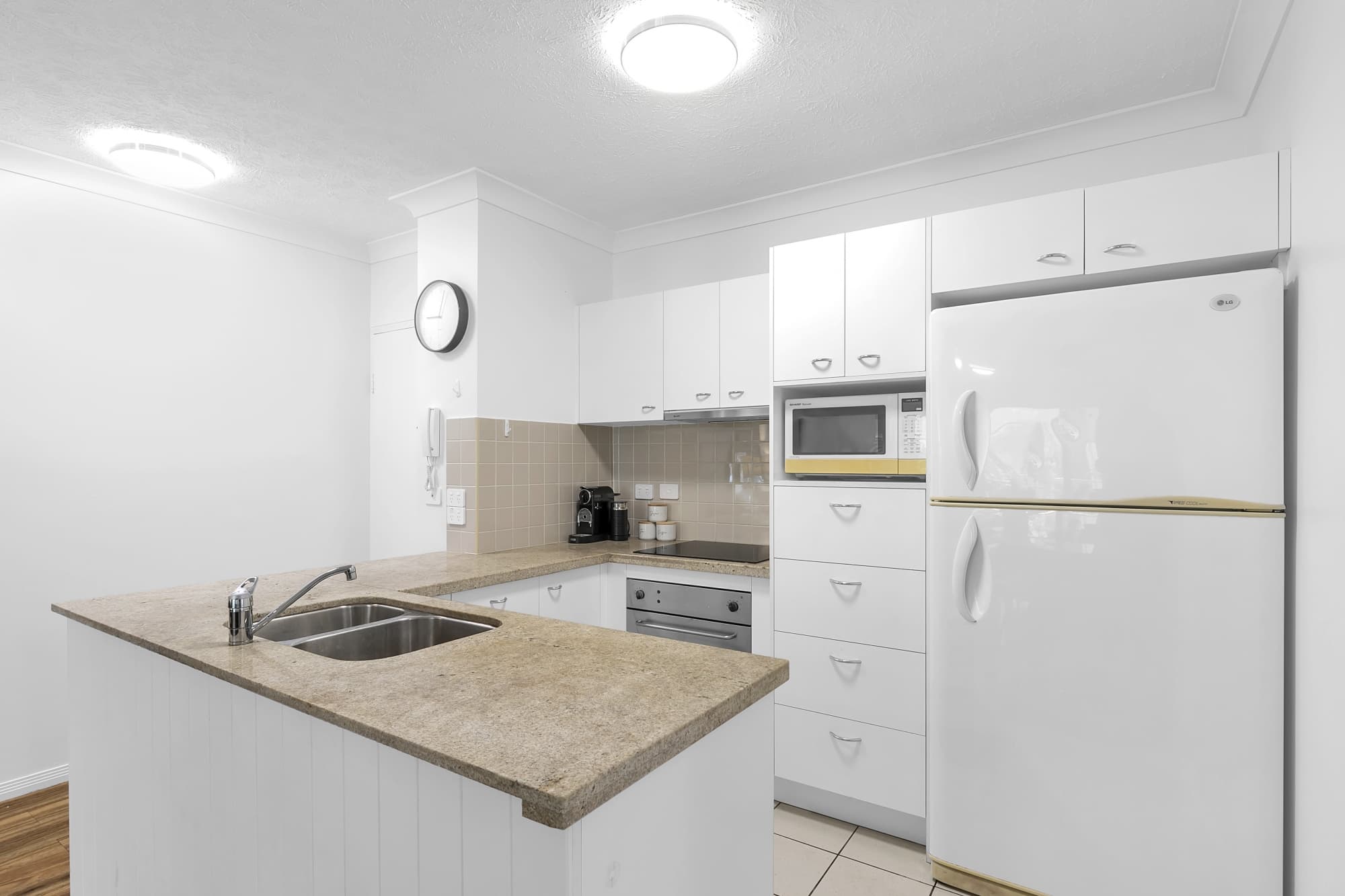 6/36 Holland Street, Toowong - Thumbnail 6