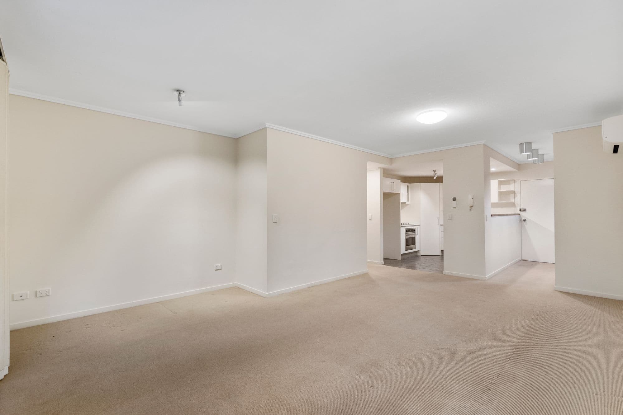 1/120 Central Avenue, Indooroopilly - Thumbnail 7