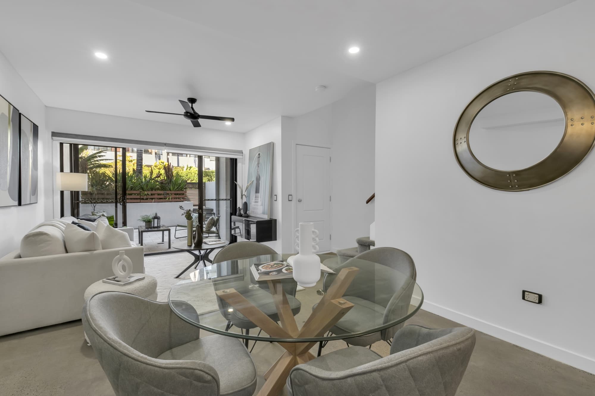 2/26 Holland Street, Toowong - Thumbnail 3