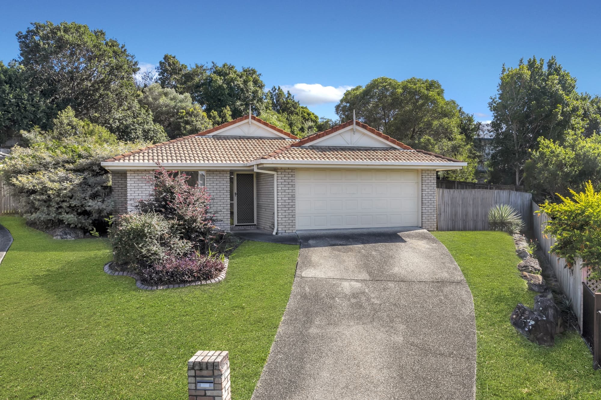 15 Sandlewood Close, Moggill - Thumbnail 2