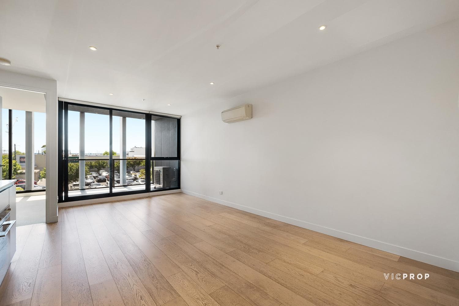 108/276 Neerim Road, Carnegie - Thumbnail 2