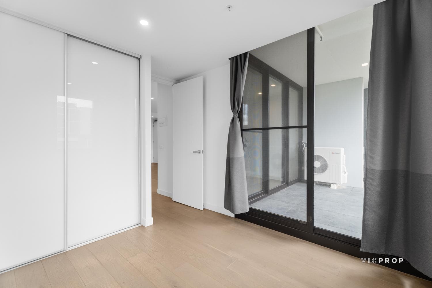 406/15-17 Irving Avenue, Box Hill - Thumbnail 6
