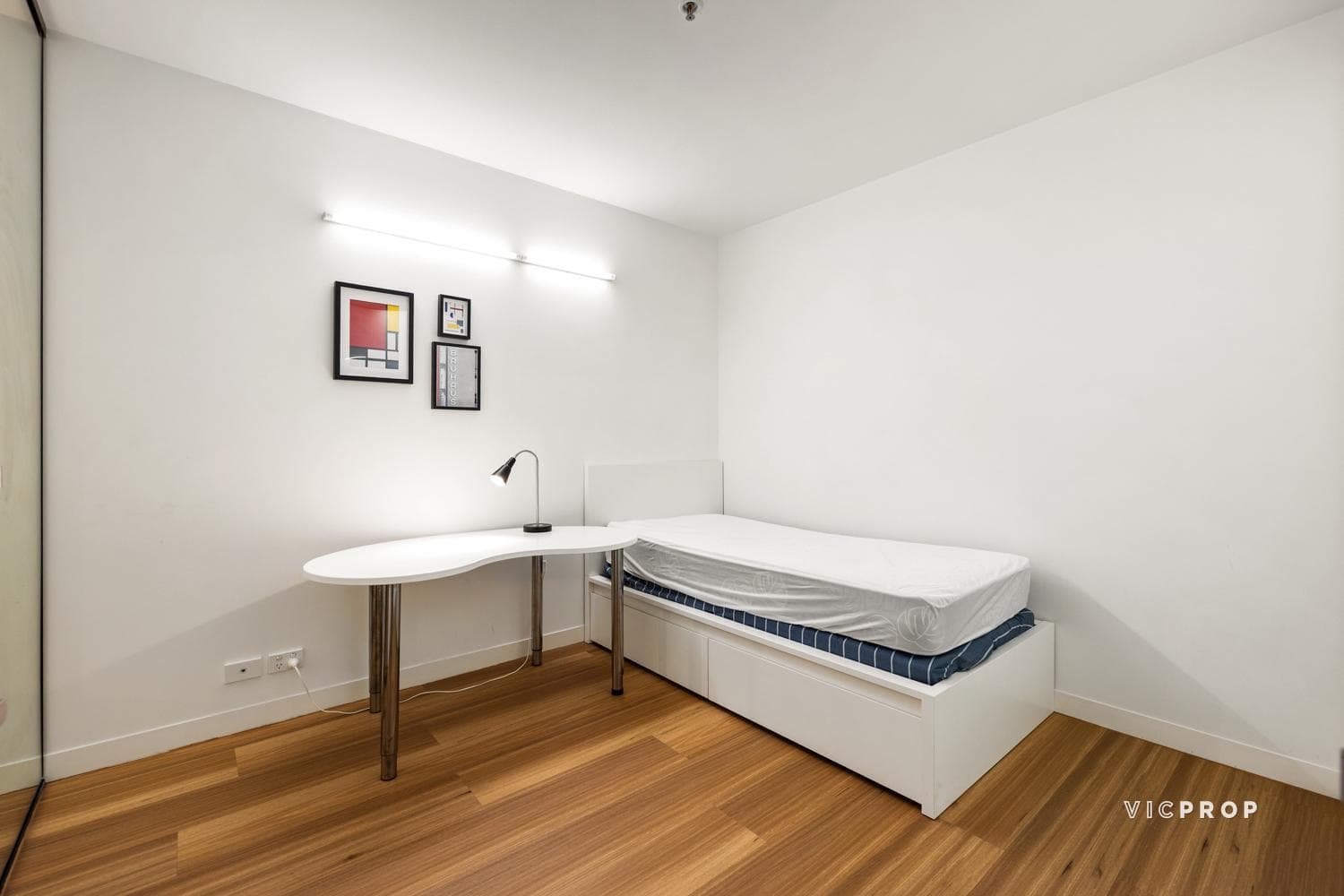 1406/31 Abeckett Street, Melbourne - Thumbnail 5