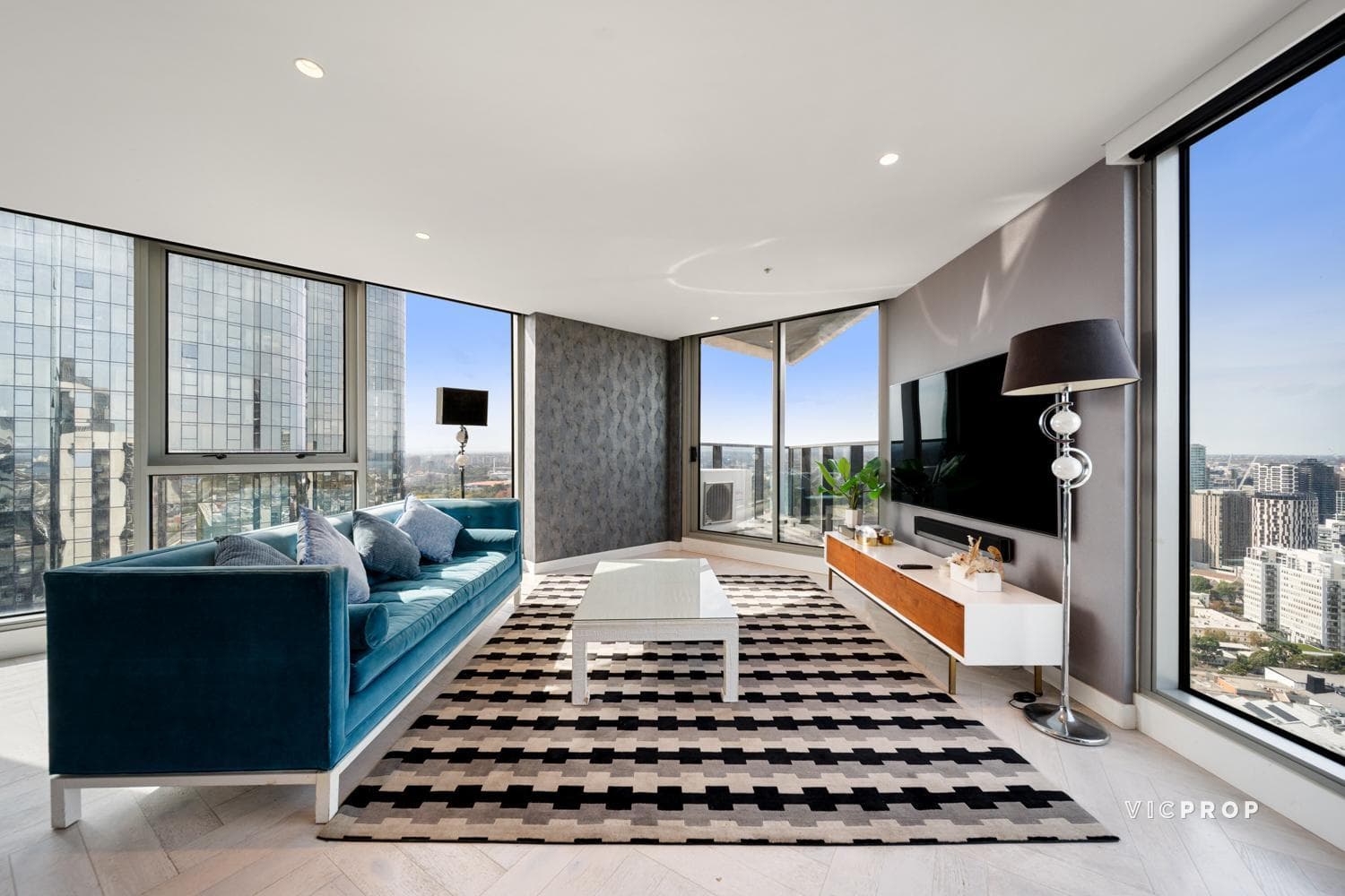 3606/42 Balston Street, Southbank - Image 1