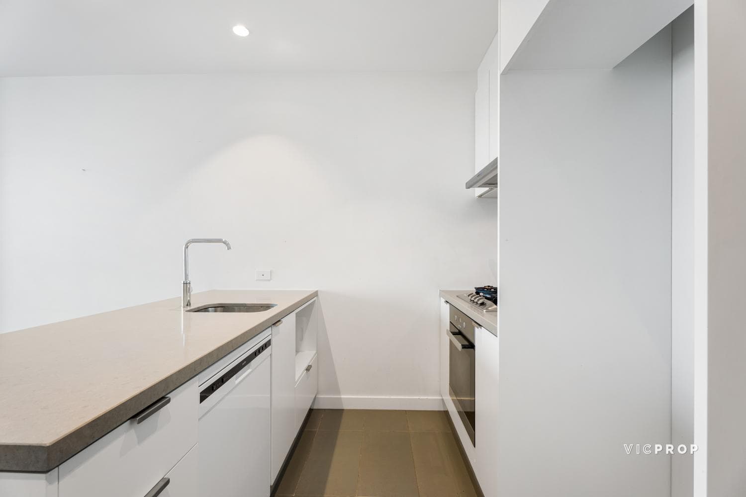 4505/45 Clarke Street, Southbank - Thumbnail 3