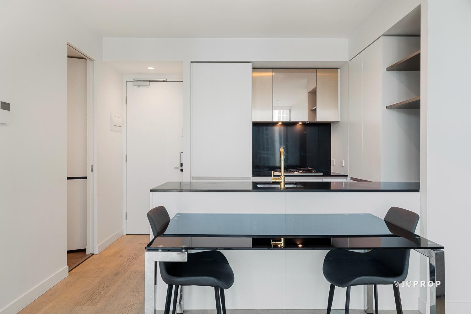 4102/228 La Trobe Street, Melbourne - Thumbnail 3